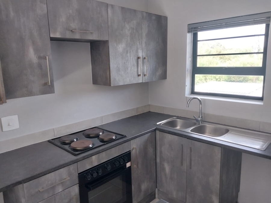 To Let 2 Bedroom Property for Rent in Overbaakens Eastern Cape